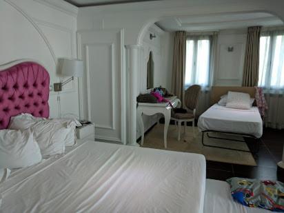 Hotel Raya Tichy Kültér fotó