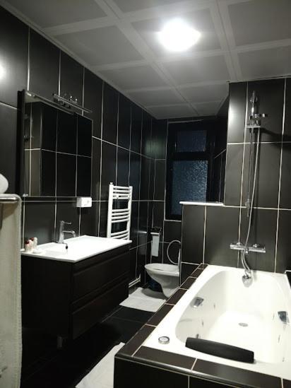 Hotel Raya Tichy Kültér fotó
